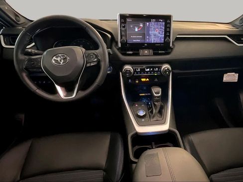 Used 2022 Toyota RAV4 XSE AWD/4WD image 14