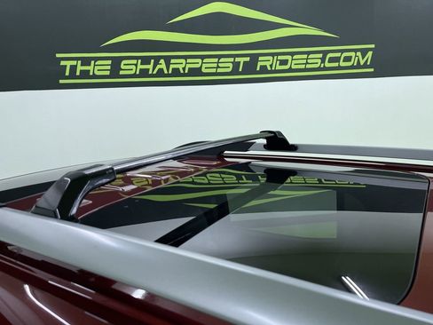 Used 2019 GMC Acadia SLT w/ LPO, Cargo Package image 27