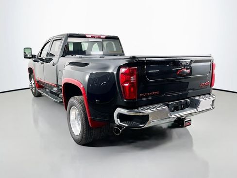 Used 2024 Chevrolet Silverado 3500 LTZ w/ LTZ Plus Package AWD/4WD image 5
