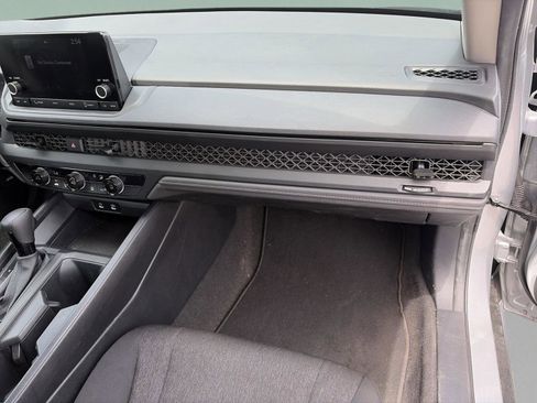 Used 2024 Honda Accord LX image 18