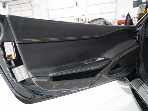 Used 2011 Ferrari 458 Italia Coupe RWD image 19
