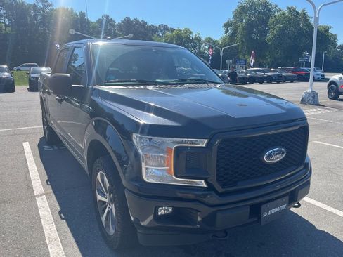 Used 2019 Ford F150 XL w/ Equipment Group 101A Mid AWD/4WD image 12