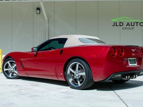 Used 2008 Chevrolet Corvette Convertible w/ Preferred Equipment Group RWD image 8