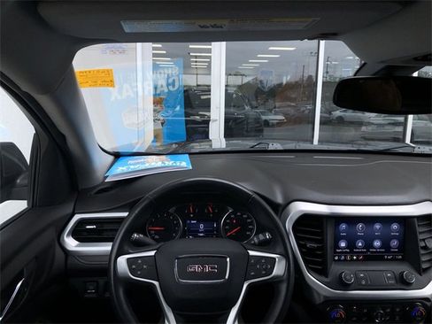 Used 2020 GMC Acadia SLT image 23