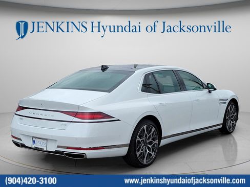 Used 2025 Genesis G90 3.5T AWD/4WD image 4