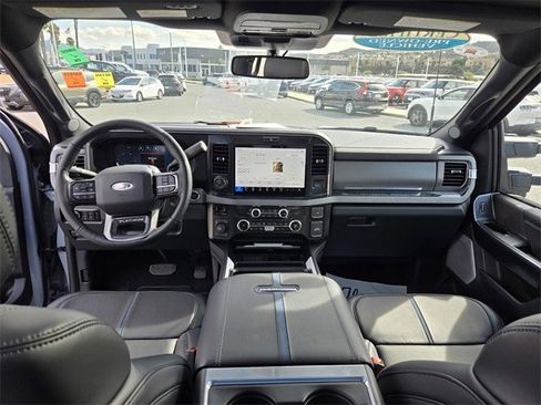 Certified 2025 Ford F450 Platinum image 17