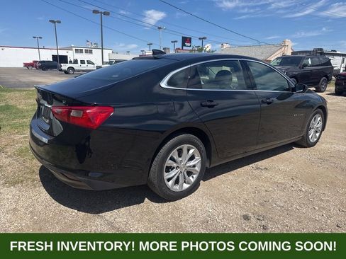 Used 2024 Chevrolet Malibu LT FWD image 2