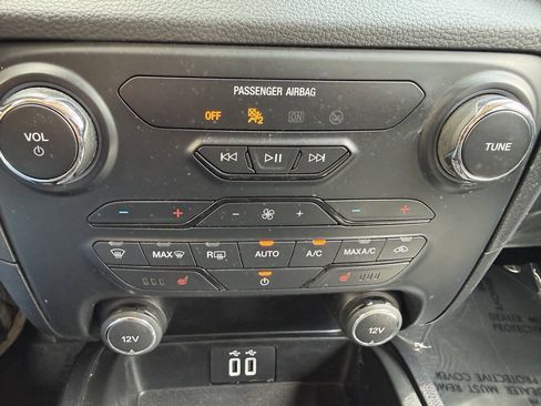 Used 2020 Ford Ranger Lariat w/ Equipment Group 501A Mid AWD/4WD image 19