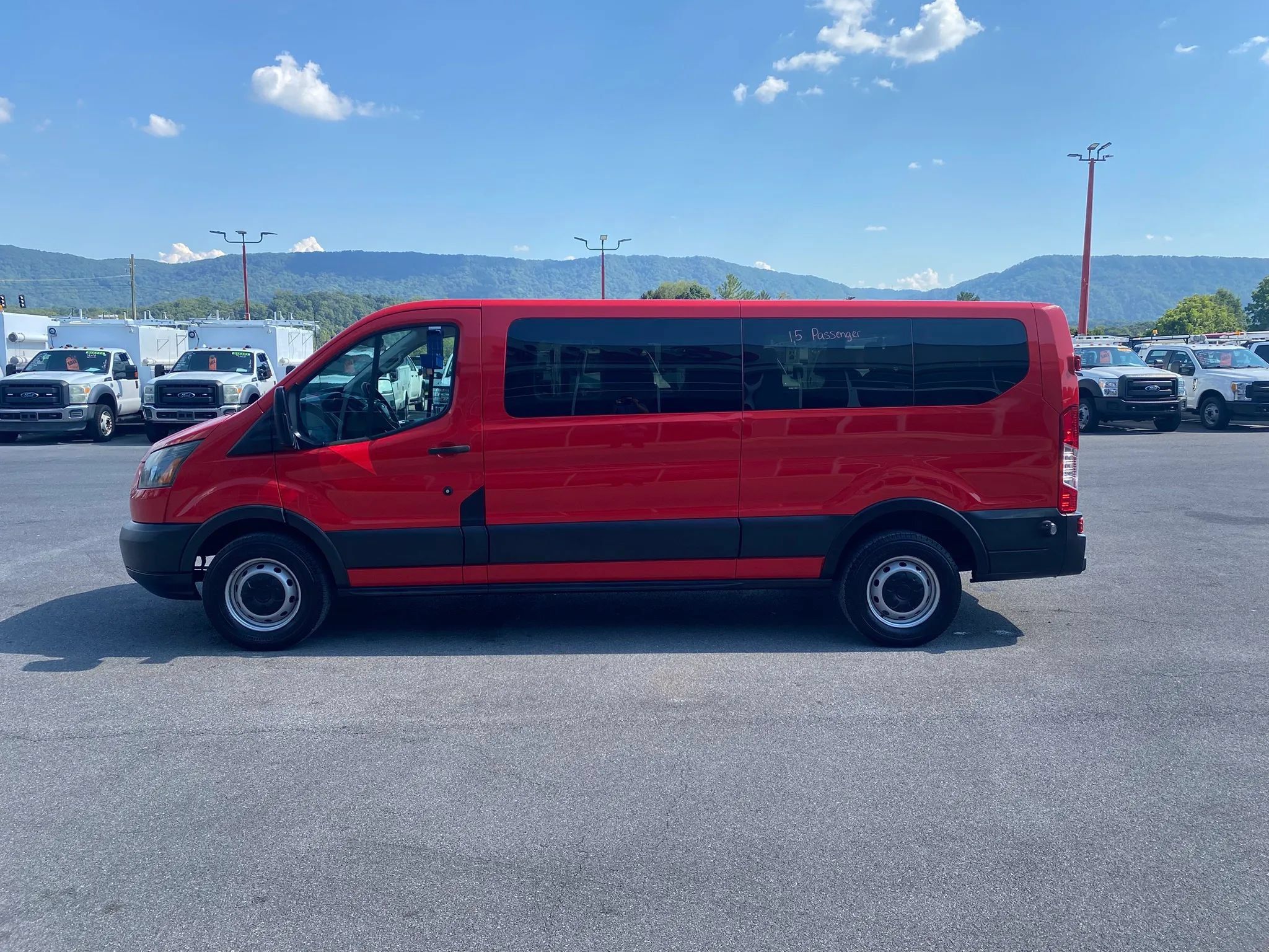 Used 2016 Ford Transit 350 XL RWD image 5