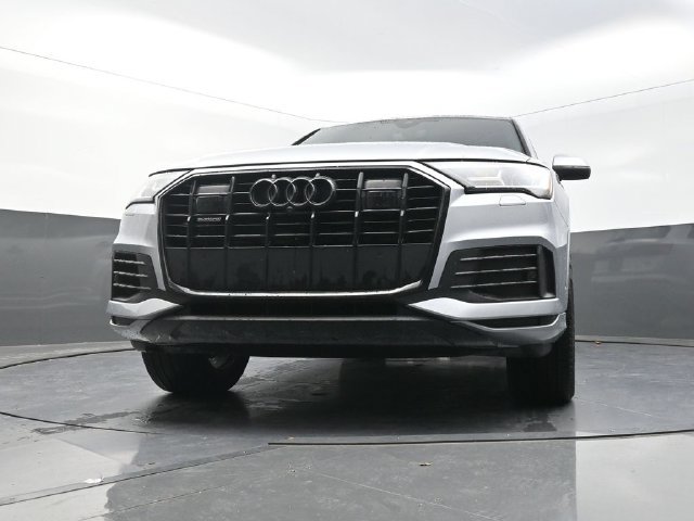 Used 2022 Audi Q7 2.0T Premium Plus w/ Premium Plus Package AWD/4WD image 32