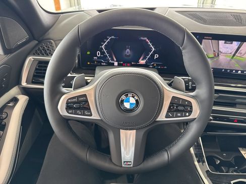 New 2026 BMW X5 xDrive40i w/ M Sport Package AWD/4WD image 19