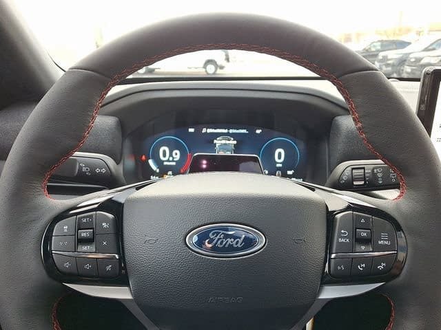 New 2026 Ford Explorer ST-Line w/ ST-Line Street Pack AWD/4WD image 13