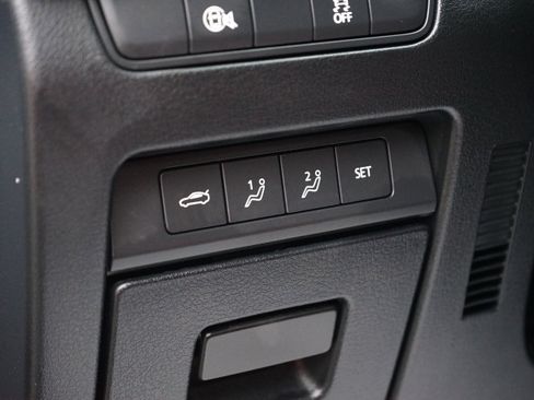 Used 2025 MAZDA MAZDA3 s image 22