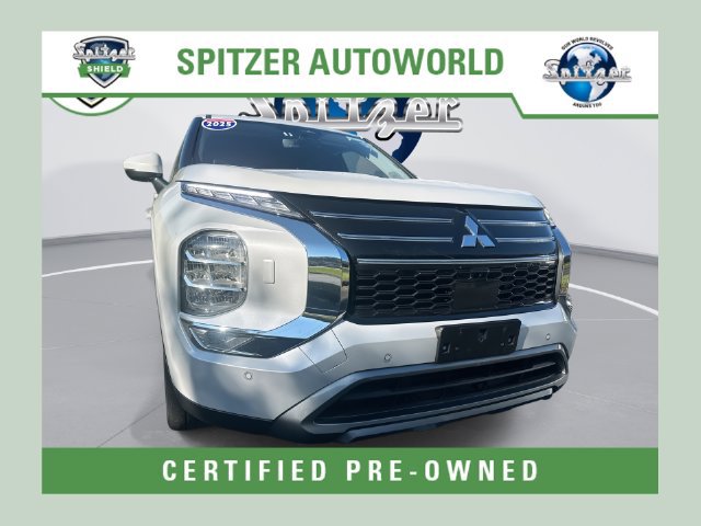 Used 2025 Mitsubishi Outlander SE AWD/4WD image 1