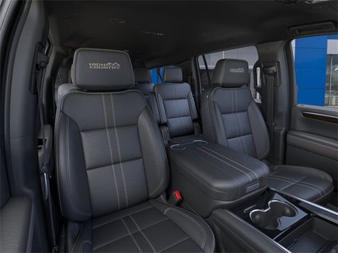 New 2026 Chevrolet Suburban High Country image 16