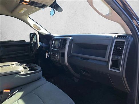 Used 2018 RAM 1500 Express image 15
