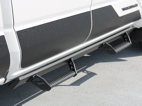 Used 2026 Toyota Tacoma SR5 image 4