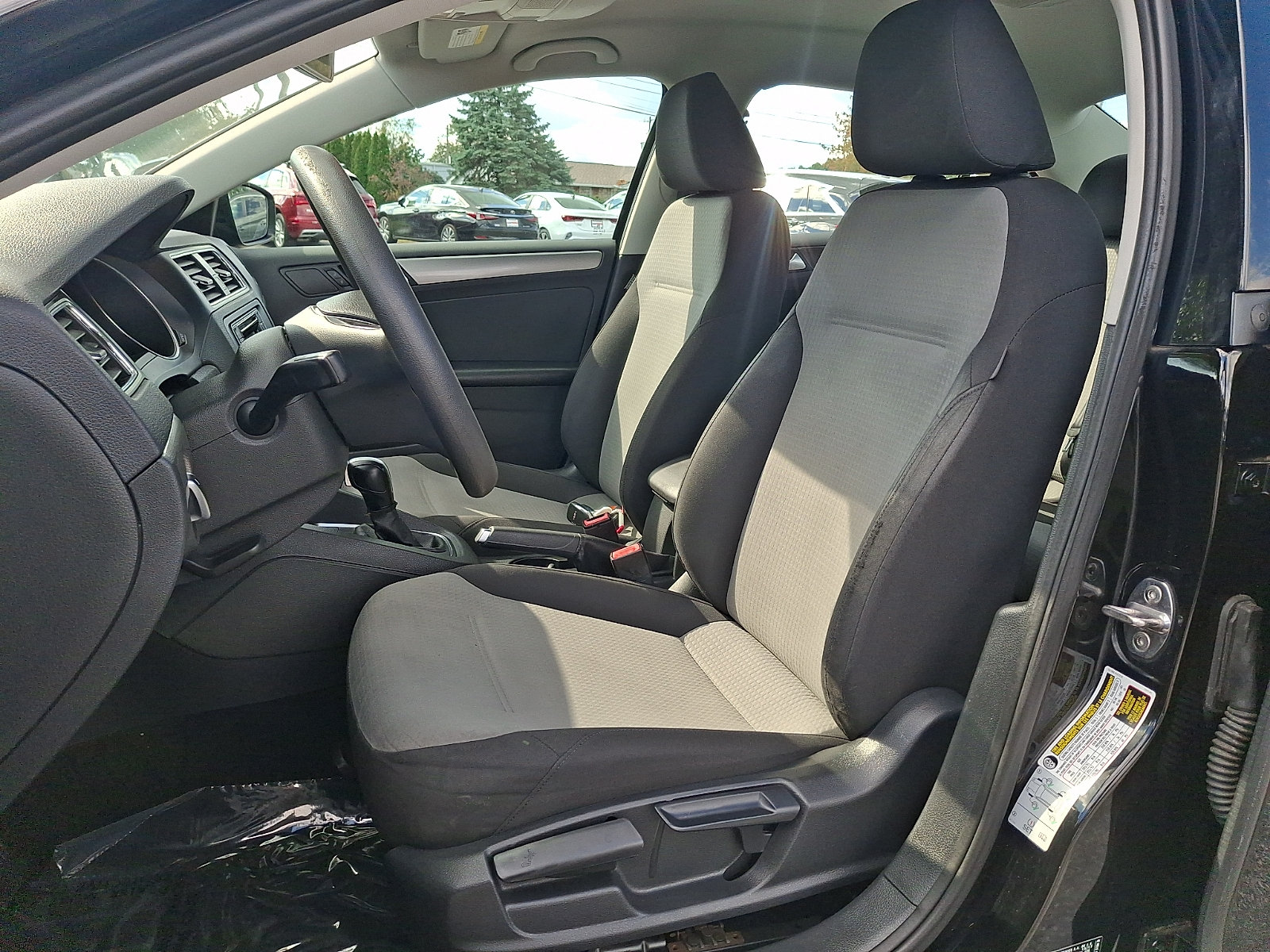 Used 2018 Volkswagen Jetta S FWD image 13
