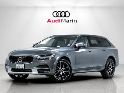 Used 2018 Volvo V90 T6 Cross Country w/ Convenience Package