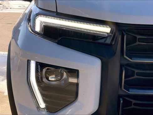 Used 2023 GMC Canyon AT4 image 26