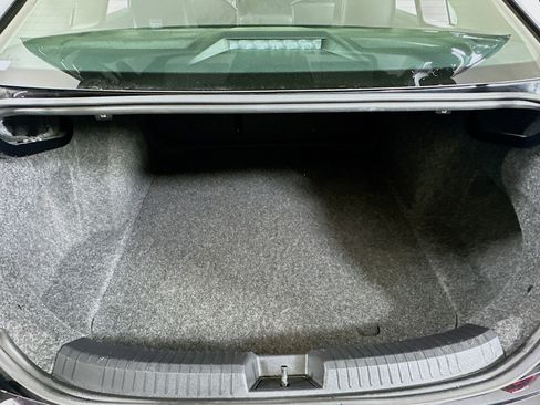 Used 2024 Volkswagen Jetta SE image 27