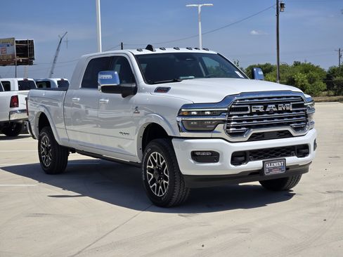 New 2026 RAM 2500 Limited AWD/4WD image 3