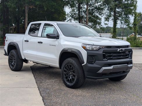New 2026 Chevrolet Colorado Trail Boss AWD/4WD image 9