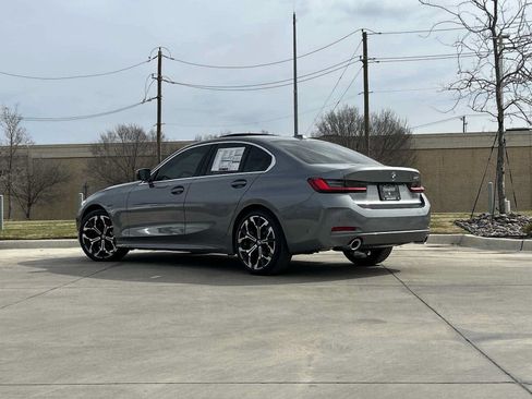 Used 2026 BMW 330i Sedan w/ Convenience Package RWD image 2