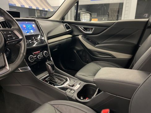 Certified 2024 Subaru Forester Limited image 25