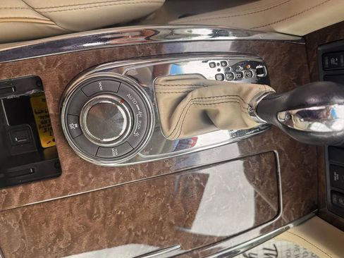 Used 2015 INFINITI QX80 4WD image 9