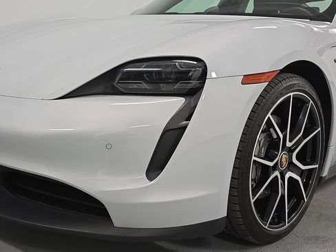 Certified 2023 Porsche Taycan w/ Premium Package RWD image 11