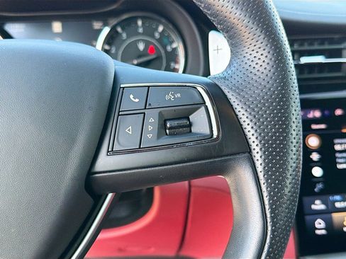 Certified 2022 Maserati Quattroporte GT image 38