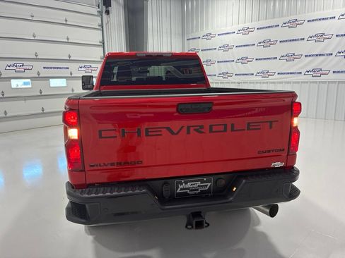 Used 2024 Chevrolet Silverado 2500 Custom w/ Custom Value Package AWD/4WD image 5