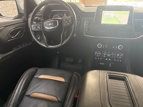 Used 2024 GMC Yukon XL AT4 w/ Technology Package AWD/4WD image 20