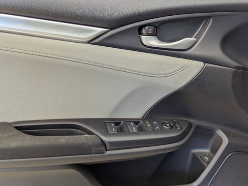 Used 2020 Honda Civic EX image 11