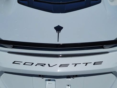 Used 2022 Chevrolet Corvette Stingray Premium Cpe w/ Z51 Performance Package RWD image 13