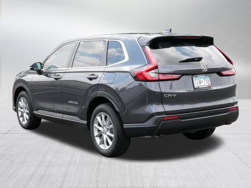 Certified 2026 Honda CR-V EX image 5