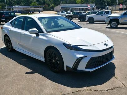 Used 2025 Toyota Camry SE