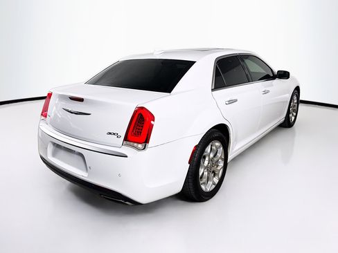 Used 2016 Chrysler 300 C Platinum w/ Safetytec Plus Group image 32