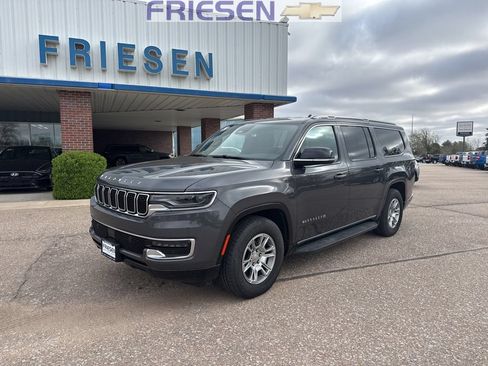 Used 2024 Jeep Wagoneer L 4WD image 1