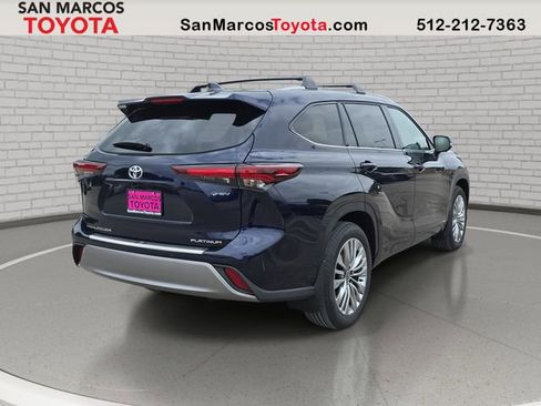 New 2026 Toyota Highlander Platinum AWD/4WD image 5