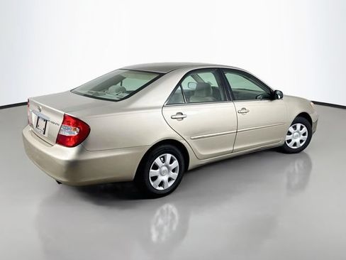 Used 2004 Toyota Camry LE FWD image 7