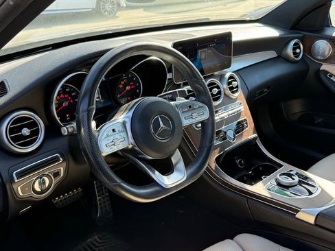 Used 2019 Mercedes-Benz C 300 Sedan image 2