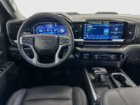 Used 2023 Chevrolet Silverado 1500 LT Trail Boss w/ LT Trail Boss Premium Package AWD/4WD image 21