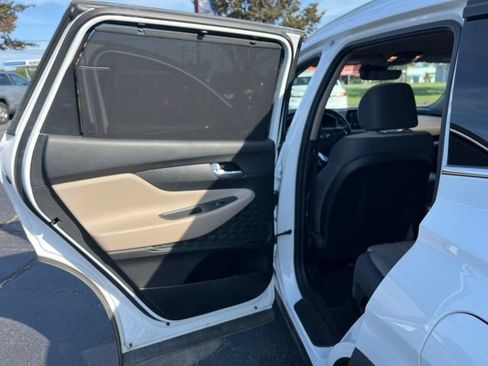 Used 2021 Hyundai Santa Fe SEL w/ Convenience Package FWD image 9