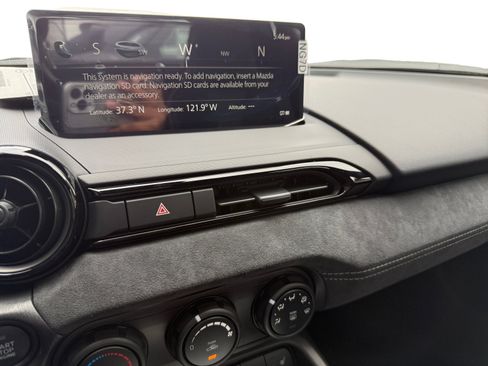 New 2026 MAZDA MX-5 Miata RF Club RWD image 12
