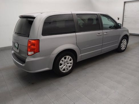 Used 2016 Dodge Grand Caravan SE w/ Quick Order Package 29E SE FWD image 10