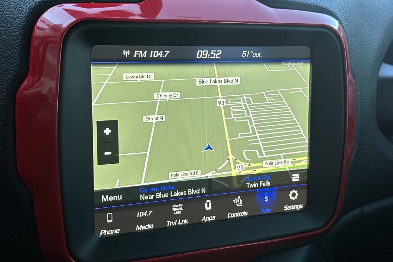 Used 2023 Jeep Renegade Trailhawk w/ Trailhawk Elite Group AWD/4WD image 20