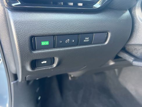 Certified 2024 Nissan Sentra SV w/ All-Weather Package FWD image 46