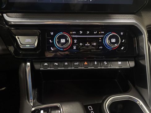 Used 2022 GMC Sierra 1500 Denali w/ Technology Package AWD/4WD image 17